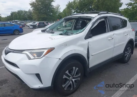 2018 Toyota Rav4 Le z USA, uszkodzony, nr VIN JTMBFREV3JJ738628